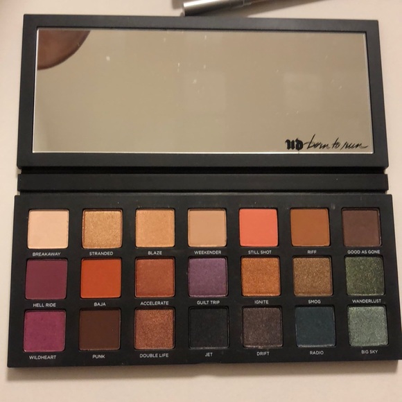 Urban decay born to run palette - Picture 2 of 2